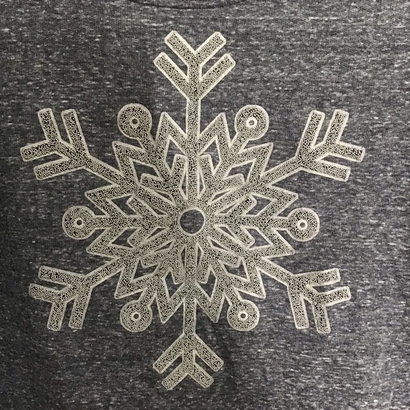 MerryWear Heathered Blue Sweatshirt with Beaded Snowflake Appliqué, Size M - Picture 4 of 7